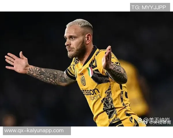 意甲10月最佳阵容揭晓莱奥博尼迪马尔科恰尔汉奥卢入选